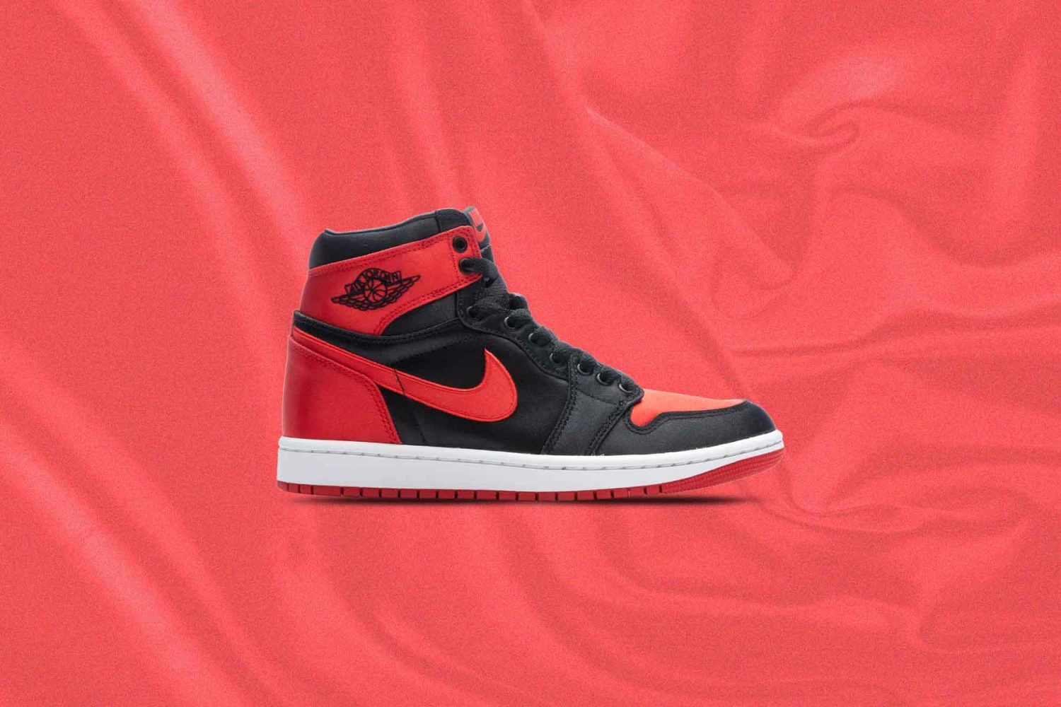 Women's Air Jordan 1 Retro Hi OG 'Satin Bred' - Black/University Red/White 7 Women's Air Jordan 1 Retro Hi OG 'Satin Bred' - Black/University Red/White - Image 5