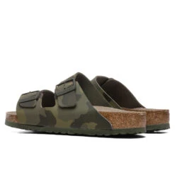 Birkenstock Wide Arizona Soft Footbed Birko-Flor - Desert Soil Camo Green -Fashion Clothing Store Birkenstock Arizona Soft Footbed Birko Flor Desert Soil Camo Green 1019597 03 22 2021 01 3