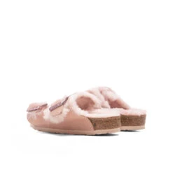 Birkenstock Kids Arizona Shearling - Light Rose -Fashion Clothing Store Birkenstock Kids Arizona Shearling Light Rose 1020580 02 13 2022 01 3
