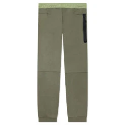 Nike Sportswear Tech Fleece Joggers - Medium Olive/Alligator Black 7 Nike Sportswear Tech Fleece Joggers - Medium Olive/Alligator Black -Fashion Clothing Store CU4495 222 Nike Sportswear Tech Fleece Joggers Medium Olive Alligator Black 11 08 22 Feature JP 4