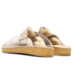 Clarks Trek Mule - Sand -Fashion Clothing Store Clarks Trek Mule Sand 26168619 07 28 22 Feature JP 3