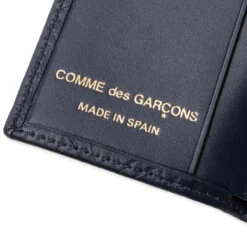Comme Des Garcons SA640E-A Leather Line Wallet - Calfskin/Navy -Fashion Clothing Store Comme des Garcons SA640E A Leather Line Wallet Calfskin Navy SA640E A NVY 06 23 22 Feature JP 2.CR2 06 23 22 Feature JP 2