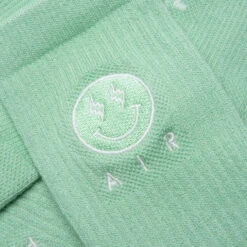 Jordan X J Balvin Legacy Socks - Enamel Green -Fashion Clothing Store DR9817 300 Jordan x J Balvin Legacy Socks Enamel Green ENAMEL GREEN 09 07 22 Feature VR 2