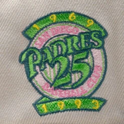 Feature X New Era Lotus 59FIFTY Fitted - San Diego Padres -Fashion Clothing Store Feature x New Era Lotus 59FIFTY Fitted San Diego Padres 70717588 04 14 23 Feature KN 4