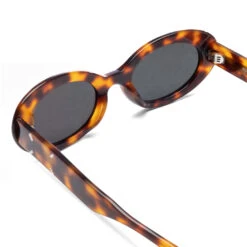 Gentle Monster X Maison Margiela MM005 L2 7 Gentle Monster X Maison Margiela MM005 L2 -Fashion Clothing Store Gentle Monster x Maison Margiela MM005 L2 Tortoise MM005 L2 03 03 23 Feature DV 4