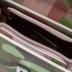 Kissing Bag - Autumn -Fashion Clothing Store Kissing Bag Autumn AW23 BAG 14 O S 08 14 23 Feature KN 4