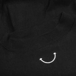 Mock Neck Smile Sweatshirt - Black -Fashion Clothing Store M Neck Smile Sweatshirt Black RE CO BK 00 00 246 10 13 23 Feature KN 6