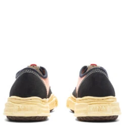 Baker OG Sole Canvas - Black/Pink -Fashion Clothing Store Maison Mihara Yasuhiro Baker OG Sole Canvas Black Pink A11FW721 BPK 10 15 23 Feature KN 6