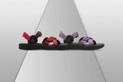 Nike ACG Air Deschutz + Sandals - Redstone/Black -Fashion Clothing Store Nike ACG Air Deschutz Sandals Feature July 30 2021 01 copy e7efbcd1 f3f1 414c 836a b79f319c21be