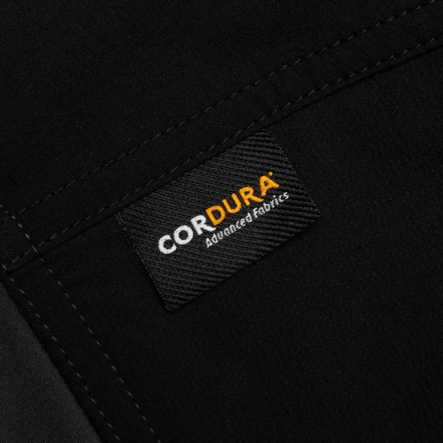 Nike ACG Sun Farer Jacket - Black/Off-Noir/Summit White 9 Nike ACG Sun Farer Jacket - Black/Off-Noir/Summit White - Image 7