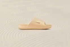Nike Calm Slide - Sesame -Fashion Clothing Store Nike Calm Slide Sesame FD4116 200 07 05 23 Feature 01