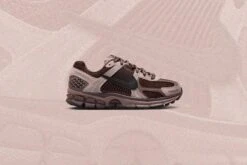 Nike Women's Zoom Vomero 5 - Plum Eclipse/Black/Pink Oxford -Fashion Clothing Store Nike Vomero 5 Women s Plum Eclipse Black Pink Oxford FV1166 200 10 20 23 Feature