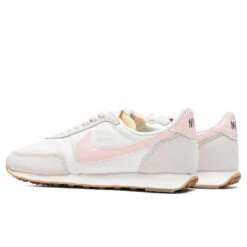 Nike Women's Waffle Trainer 2 - Phantom/Atmosphere/Black -Fashion Clothing Store Nike Women s Waffle Trainer 2 Phantom Atmosphere Sail DA8291 004 08 18 22 Feature JAYLEEN 3