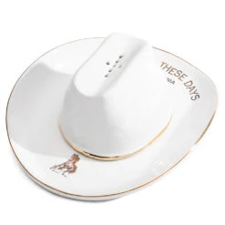 OOTD Cowboy Hat Incense Holder - White -Fashion Clothing Store OOTD Ceramic Cowboy Hat White OOTDQS23 9734 01 24 23 S NF Feature 8