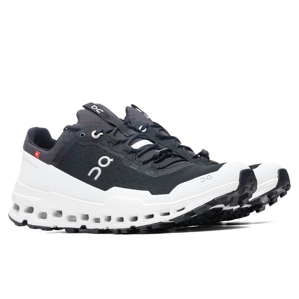 On Women's Cloudultra - Black/White 4 On Women's Cloudultra - Black/White - Image 2