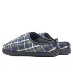 Puma Scuff Flannel Slippers - Green 9 Puma Scuff Flannel Slippers - Green -Fashion Clothing Store Puma Scuff Flannel Slippers Green 38633802 08 25 22 Feature JORDAN 3
