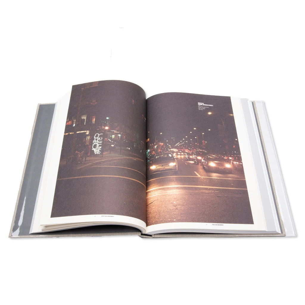 Rizzoli Kaws 5 Rizzoli Kaws - Image 3