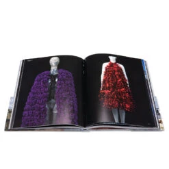 Rizzoli Undercover 7 Rizzoli Undercover -Fashion Clothing Store RizzoliUndercover978 0 8478 4810 2 01 10 2021 01 9