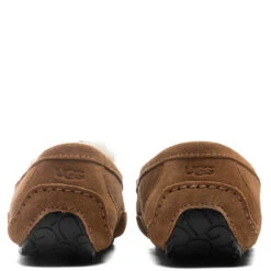 Ugg Kids Ascot Slipper - Chestnut Suede -Fashion Clothing Store UGG Kids Ascot Slipper Chestnut Suede 1120886K CTSD 01 16 2022 01 4