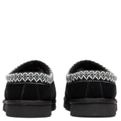 Ugg Tasman Slipper - Black 9 Ugg Tasman Slipper - Black -Fashion Clothing Store UGG Tasman Slipper Black 5950 BLK 12 05 2020 01 3