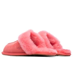 Ugg Women's Scuffette II Slipper - Strawberry Sorbet -Fashion Clothing Store UGG Women s Scuffette II Slipper Strawberry Sorbet 1106872 SSBT 04 20 2021 01 3